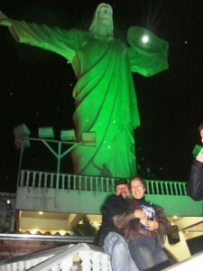 Casal abençoado no Cristo Luz